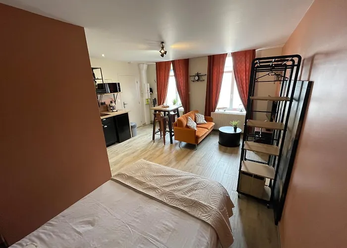 Joli Neuf Appartement *